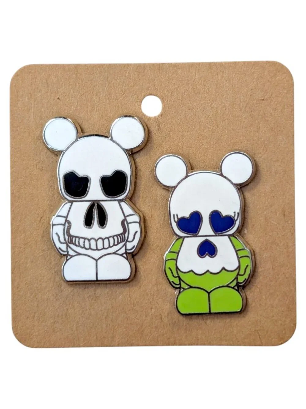 Vinylmation Jr. Disney Pins: Skull and Mrs. Skull